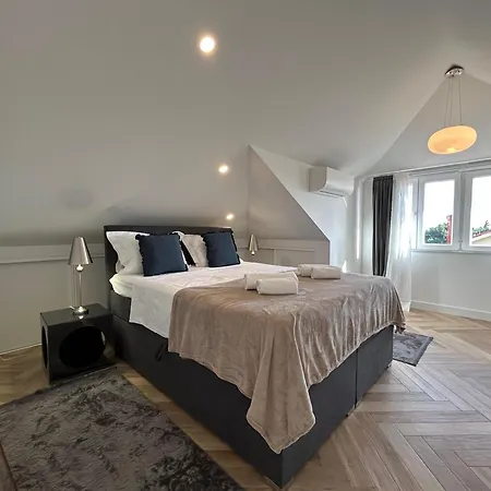 Penthouse Bavis - Brand New Luxurious 3-br - Location In The Center Next To The - Sea View - Buralux Properties Apartmán Split