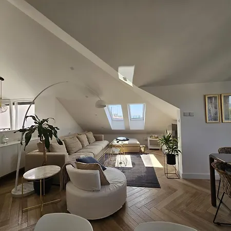 Penthouse Bavis - Brand New Luxurious 3-br - Location In The Center Next To The - Sea View - Buralux Properties Apartmán Split