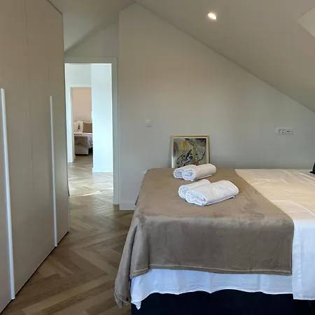 Apartment Penthouse Bavis - Brand New Luxurious 3-br - Location In The Center Next To The - Sea View - Buralux Properties *